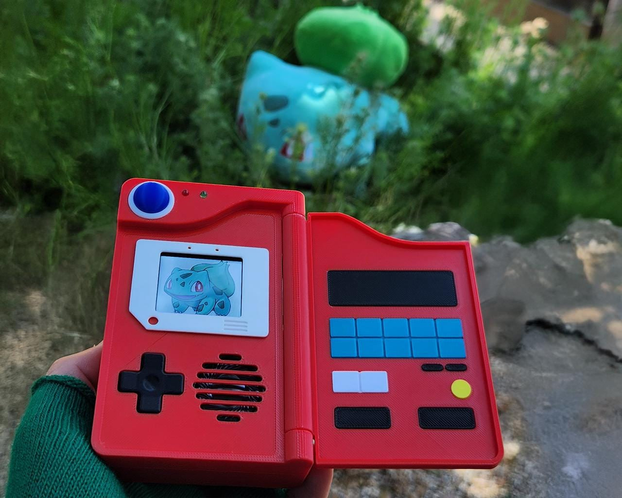 Real Electronic Talking Pokédex - 1025 Pokémon - Fully Functional
